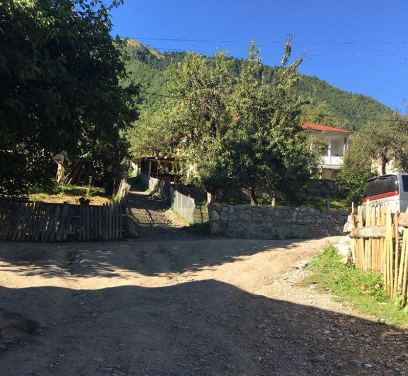 Guesthouse Ori Beli In מסטיה מראה חיצוני תמונה