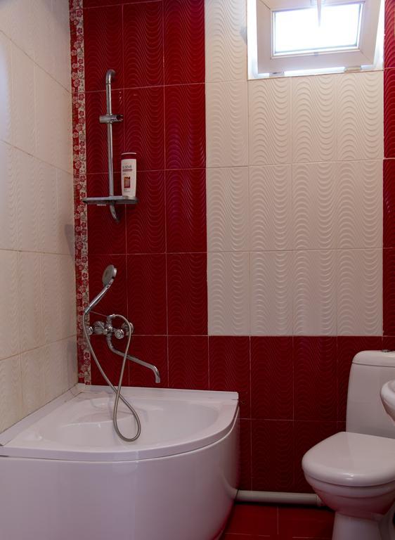 Guesthouse Ori Beli In מסטיה מראה חיצוני תמונה