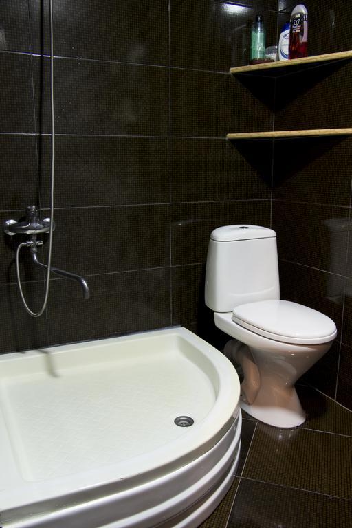 Guesthouse Ori Beli In מסטיה מראה חיצוני תמונה