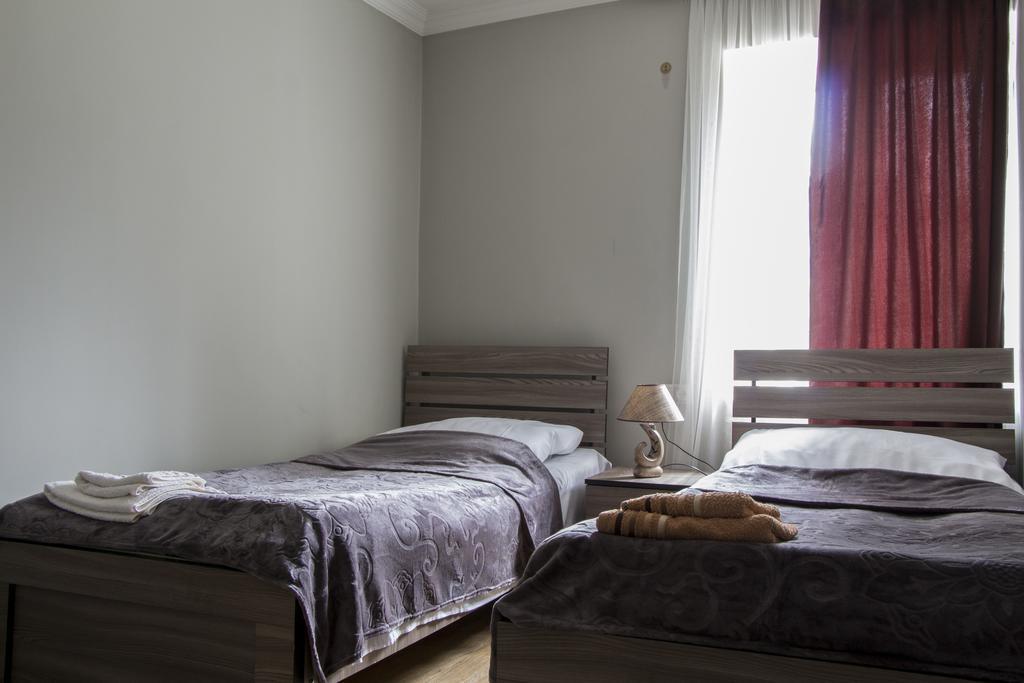 Guesthouse Ori Beli In מסטיה מראה חיצוני תמונה