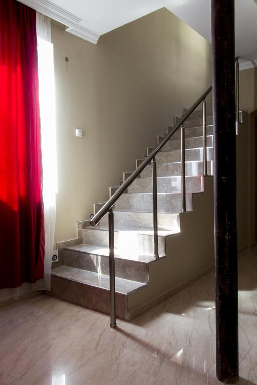 Guesthouse Ori Beli In מסטיה מראה חיצוני תמונה