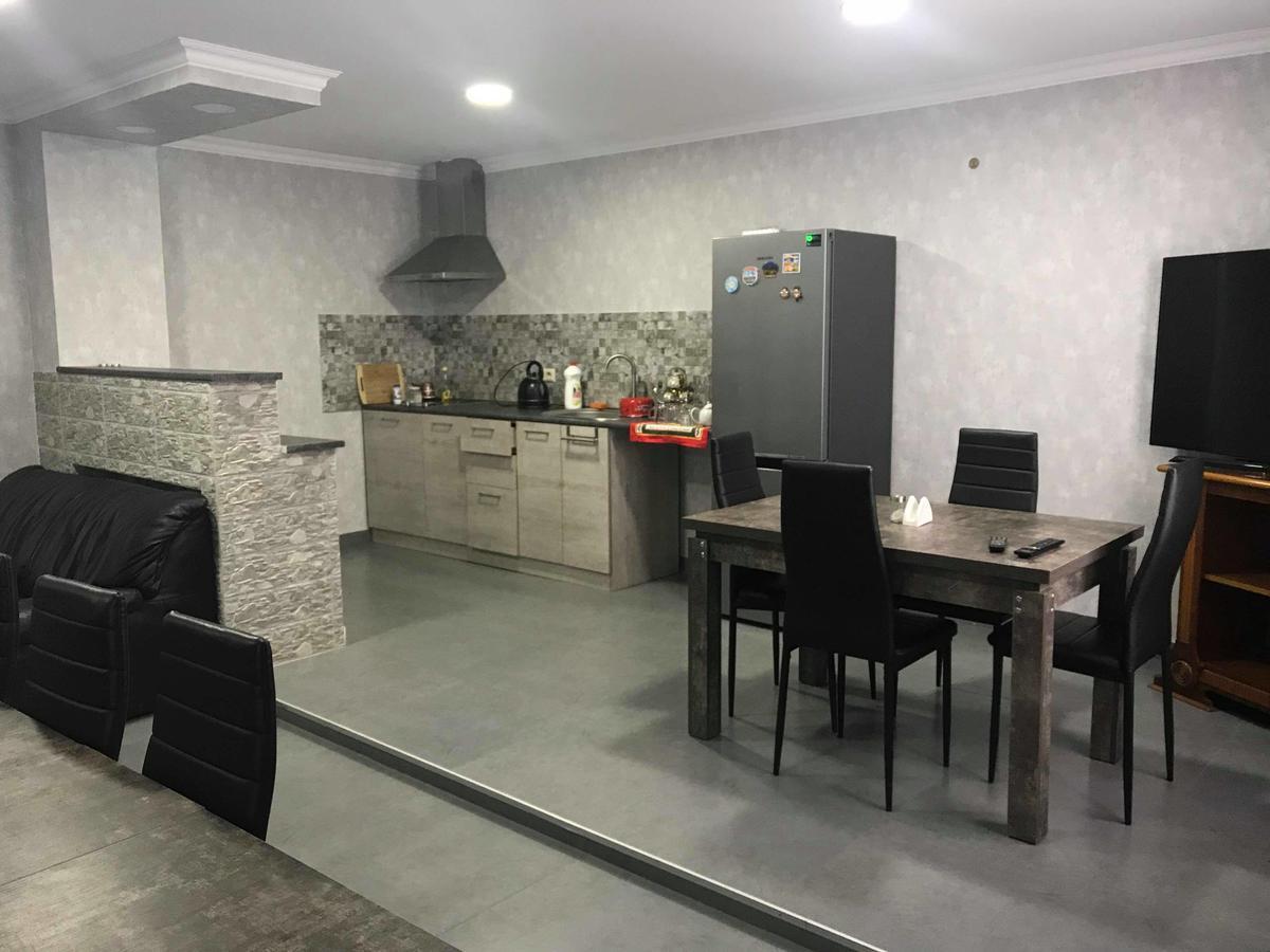 Guesthouse Ori Beli In מסטיה מראה חיצוני תמונה