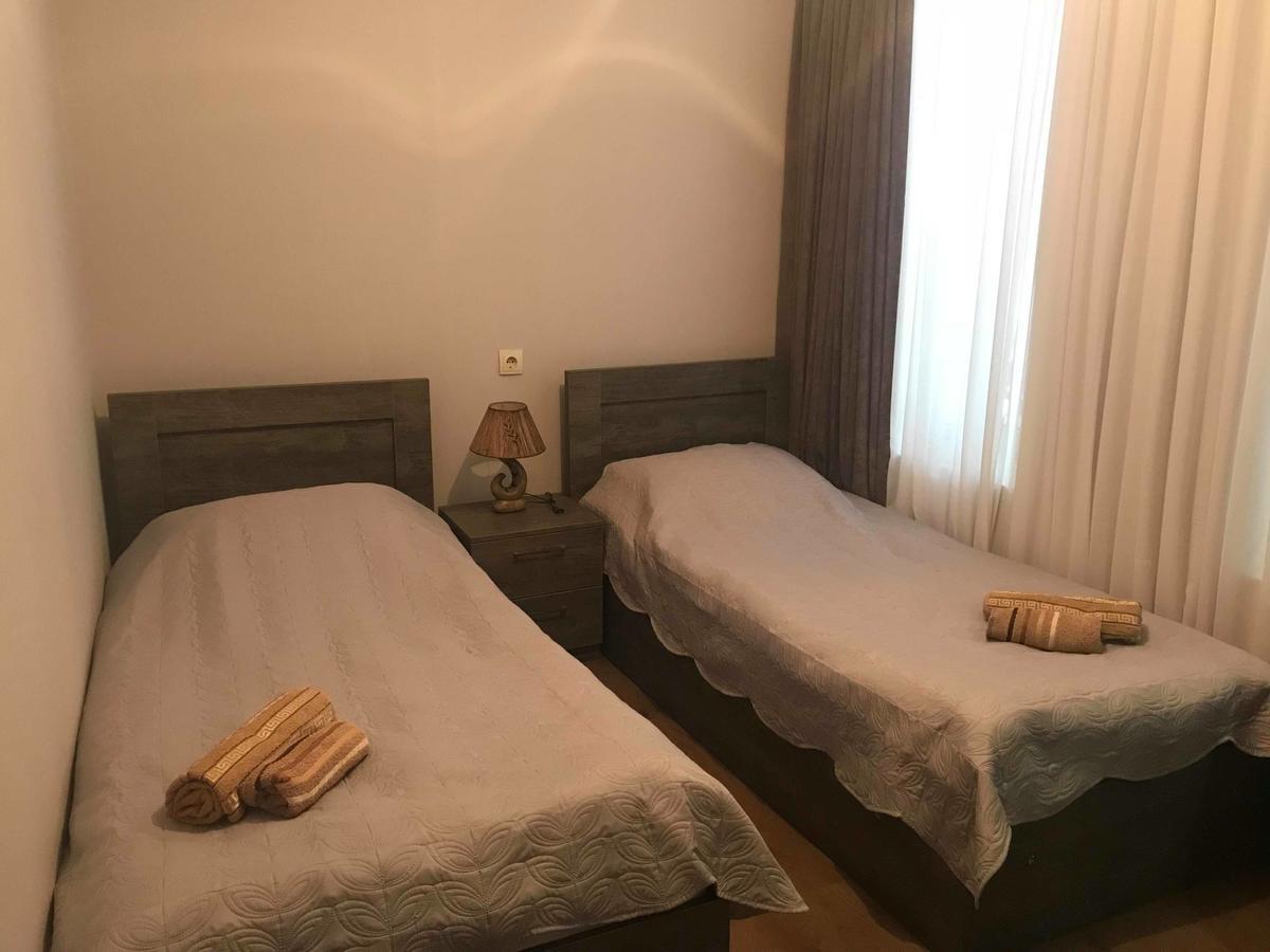 Guesthouse Ori Beli In מסטיה מראה חיצוני תמונה