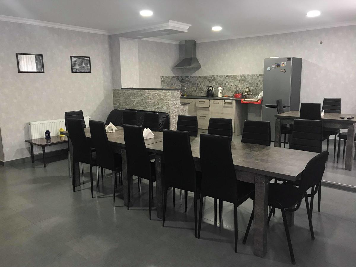 Guesthouse Ori Beli In מסטיה מראה חיצוני תמונה