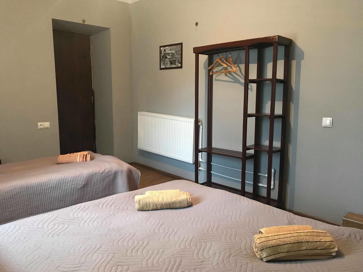 Guesthouse Ori Beli In מסטיה מראה חיצוני תמונה
